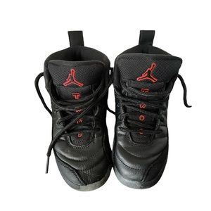 PREOWNED — Toddler Jordan Retro 12